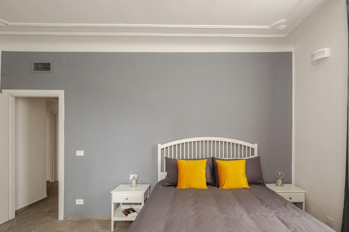 Elegant Design - Parking Apartment